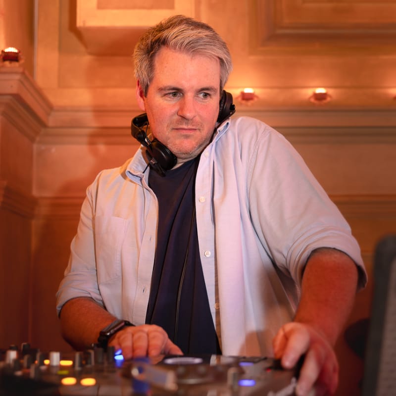 DJ Miendo (Delta Events) (Crédit photo : Pascal Hubert)
